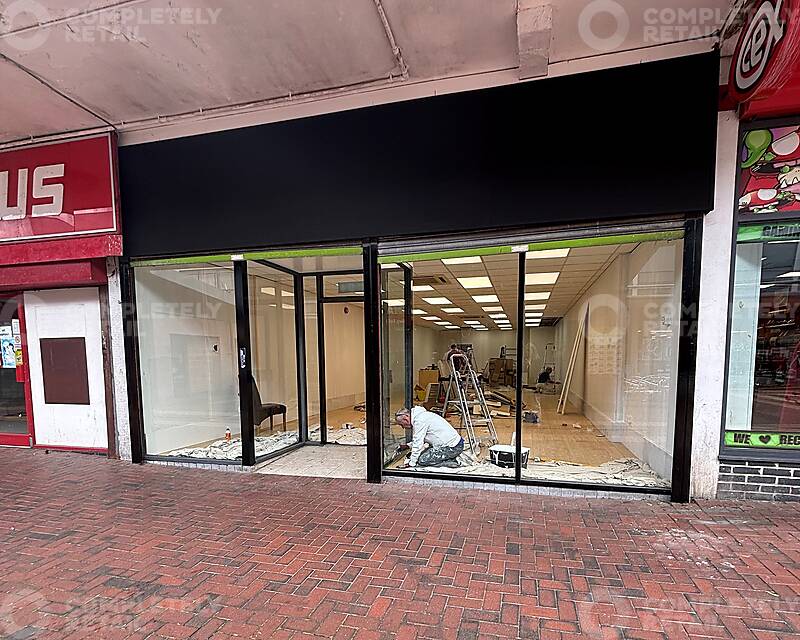 Unit 16 The Birtles, Wythenshawe Town Centre, Manchester - Picture 2025-08-29-14-08-35