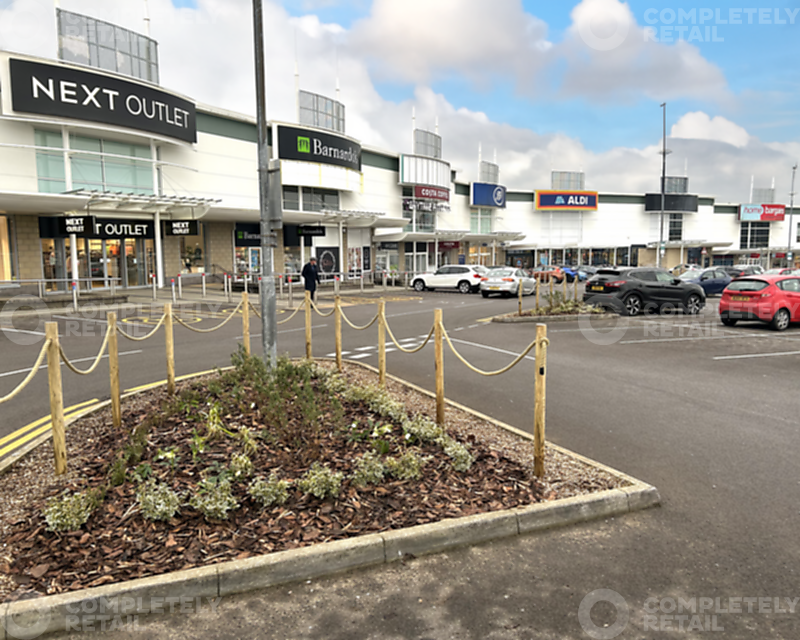 Various Retail Units, Swansea - Picture 2025-04-09-10-39-59