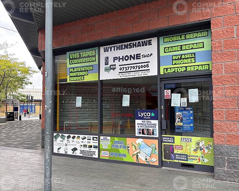 Unit 1E Hale Top, Wythenshawe Town Centre, Manchester - Picture 2025-08-29-13-04-56
