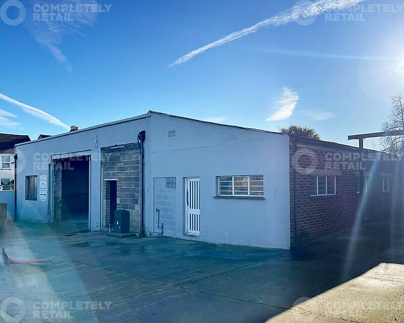 Unit B, 40-42 Napier Road, Gillingham - Picture 2026-01-15-14-17-44