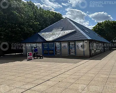 Former Kingswood Estate Agents, 36 Southernhay Basildon, SS14 1ET