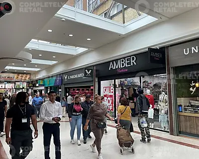 Unit 5, Stratford Shopping Centre