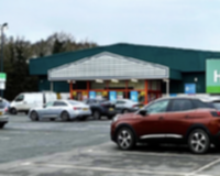 Rear Garden Centre