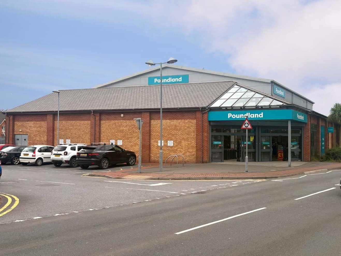 Unit A, 3 Carregaman, Ammanford