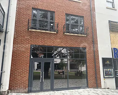 Unit RU8, Brightwells