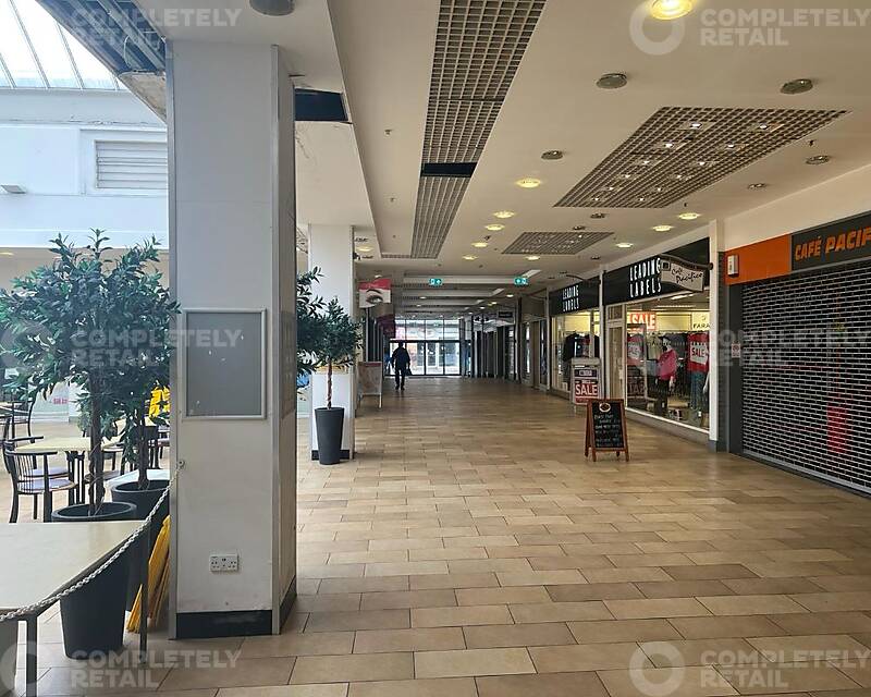 18, Rowland Hill Shopping Centre, Kidderminster - Picture 2025-08-21-10-58-31
