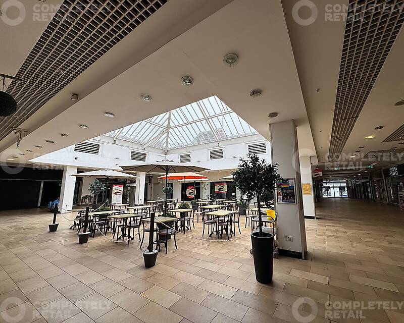 18, Rowland Hill Shopping Centre, Kidderminster - Picture 2025-10-20-13-05-08