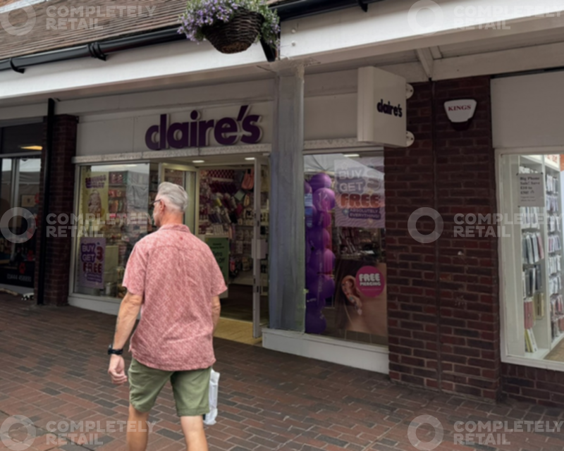 Unit 14, The Orchards, Haywards Heath - Picture 2025-10-09-15-58-53