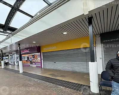 33 South Mall, Edmonton Green Shopping Centre