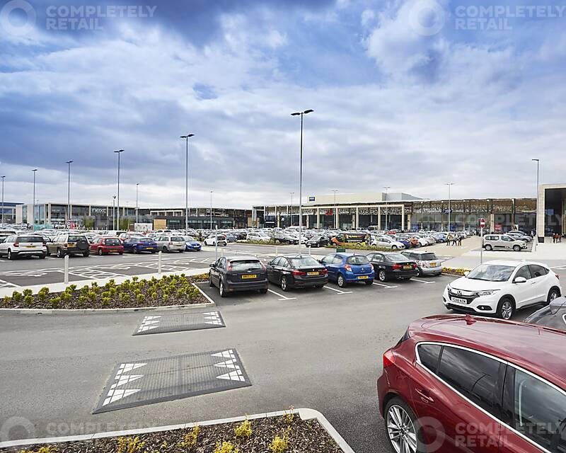 F&B Pod, The Springs Retail Park, Leeds - Picture 2026-04-14-16-35-27