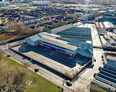 300 Crownpoint Road Glasgow, G40 2UJ