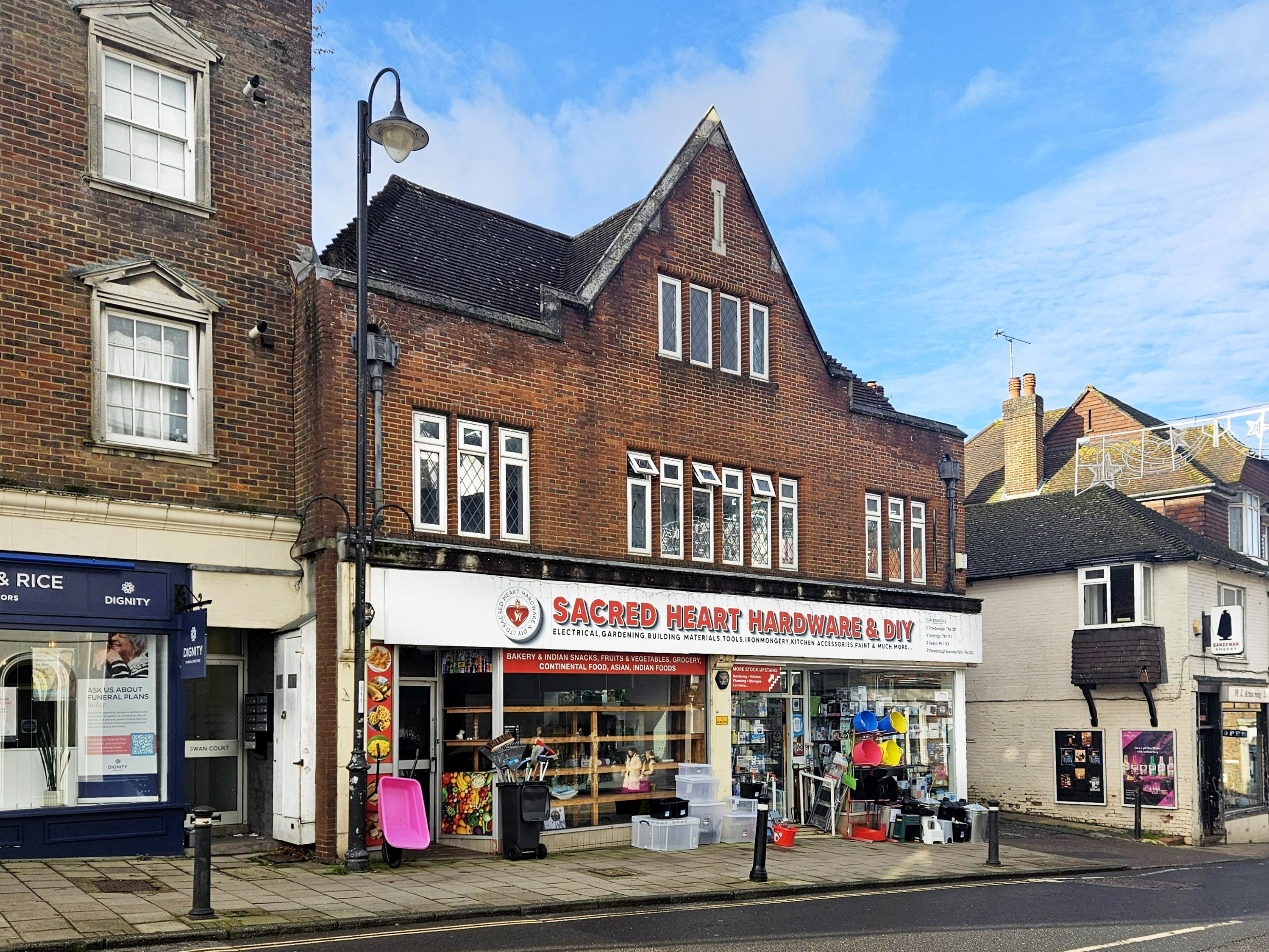 8-10 London Road, East Grinstead - Picture 2026-02-09-15-49-51