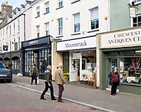 23 Market Place Cirencester, GL7 2NX