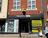 126 Peascod Street