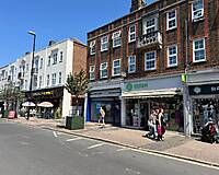 86 South Road, Haywards Heath, RH16 4LA