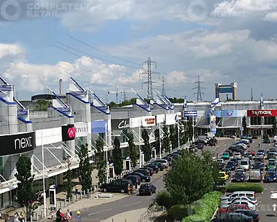 24, Gallions Reach Shopping Park
