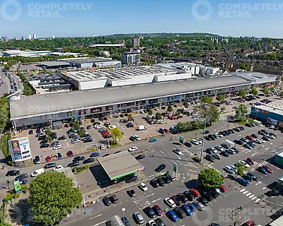 5, Greenwich Shopping Park