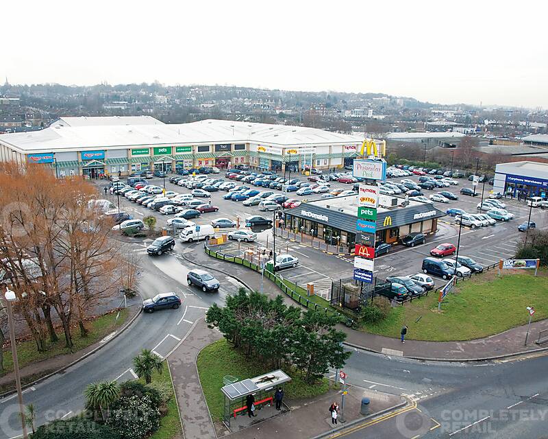 1A, Peninsular Retail Park, Greater London - Picture 2024-03-19-12-48-26