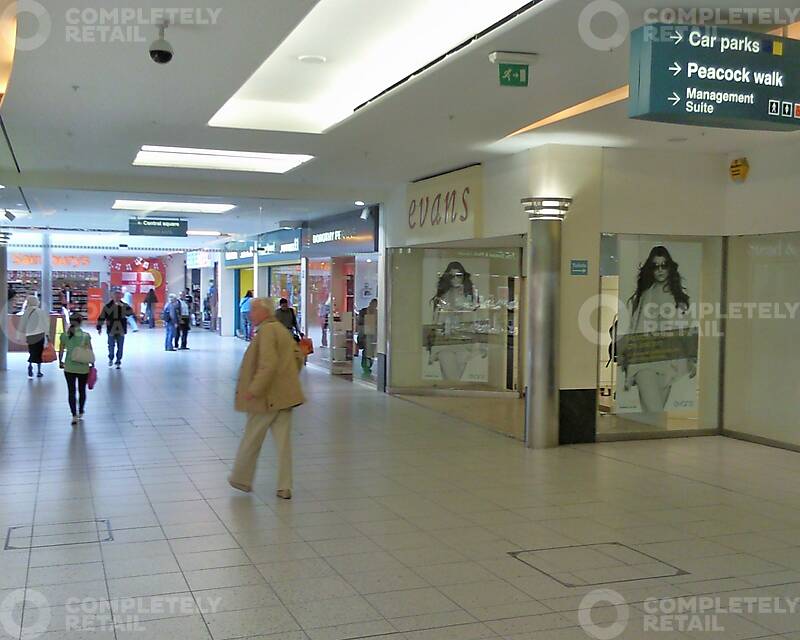 Unit 23, Wolsey Place Shopping Centre - Picture 1