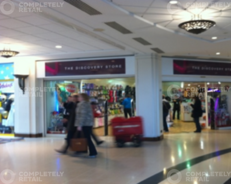 Unit 11, Waterside Shopping Centre - Picture 1