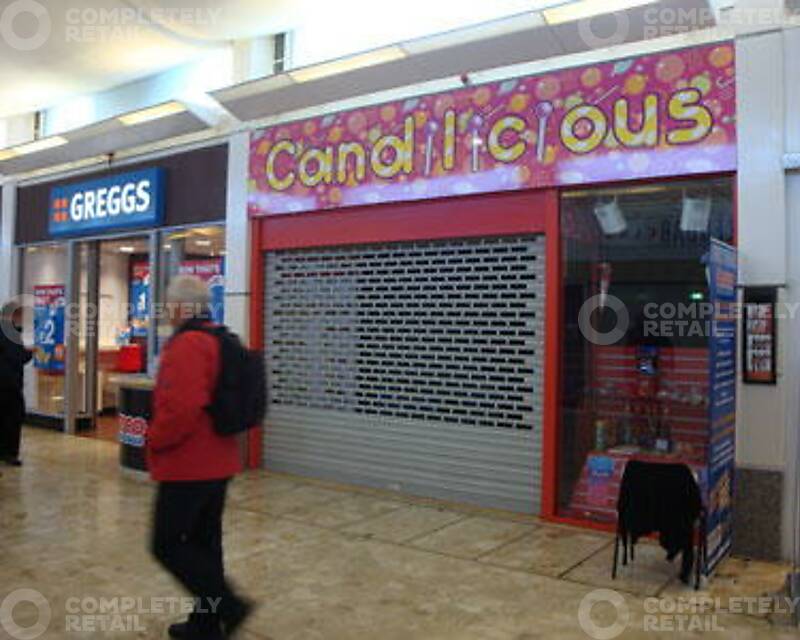 Unit 4, Mercat Shopping Centre - Picture 1