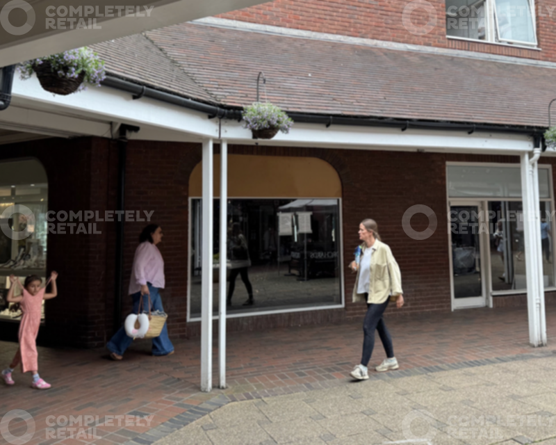 F, The Orchards, Haywards Heath - Picture 2026-01-20-14-12-13