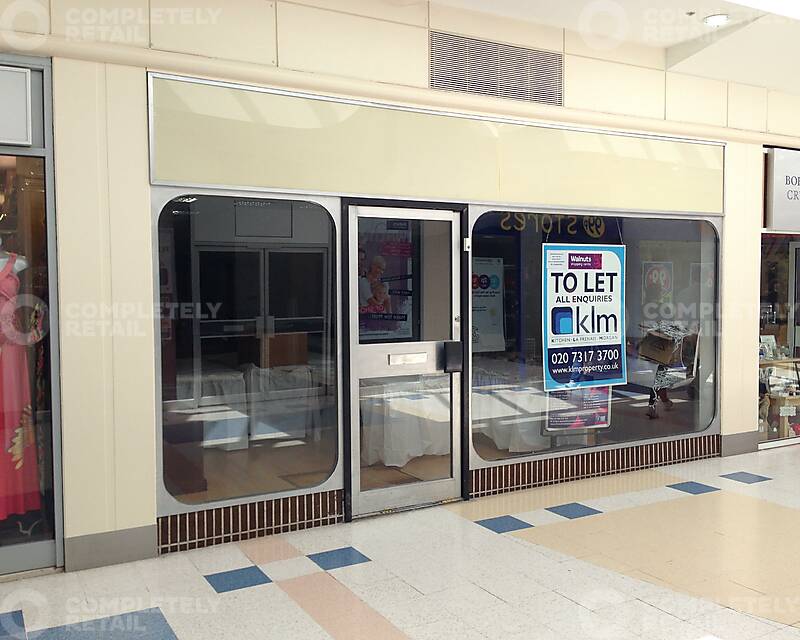 Unit 14, Walnuts Shopping Centre - Picture 1