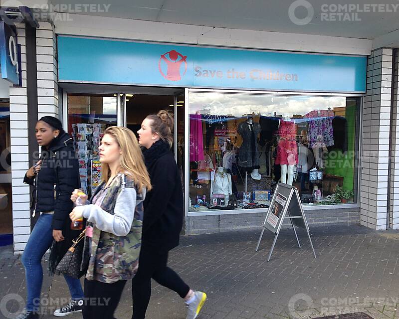 Unit 75, Walnuts Shopping Centre - Picture 1