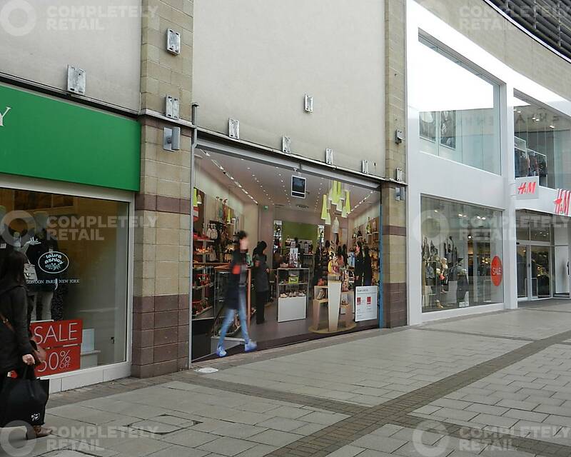 C4, Riverside Shopping Centre