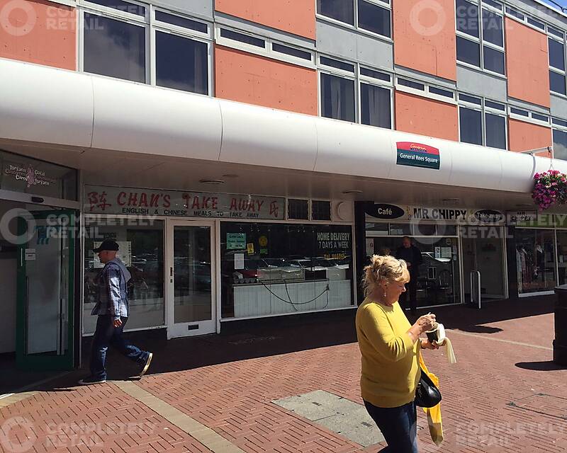 3 General Rees Square, Cwmbran Shopping - Picture 1