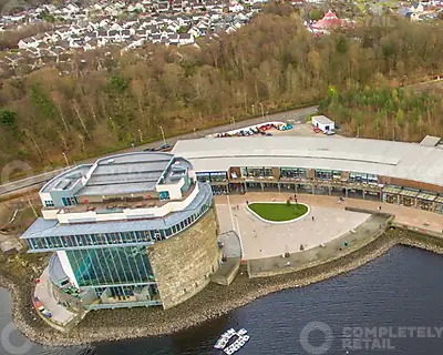 8(2), Loch Lomond Shores