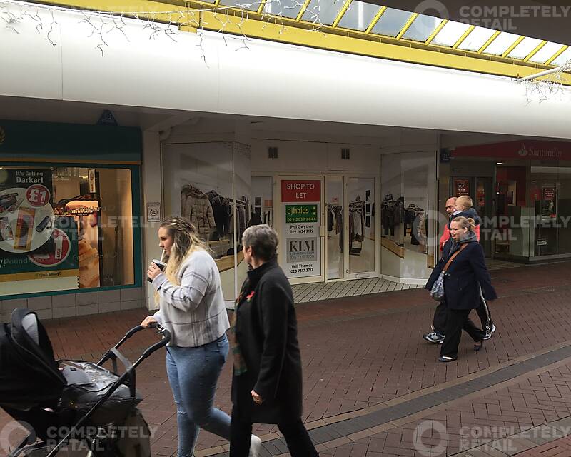 9 North Walk, Cwmbran Shopping Centre, Cwmbran - Picture 1