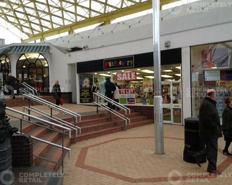 3 Monmouth Walk, Cwmbran Shopping - Picture 1
