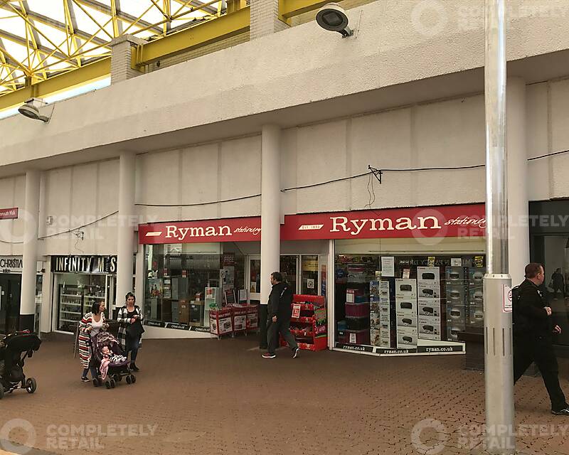 8/10 Monmouth Walk, Cwmbran Shopping Centre, Cwmbran - Picture 2018-05-29-17-05-13