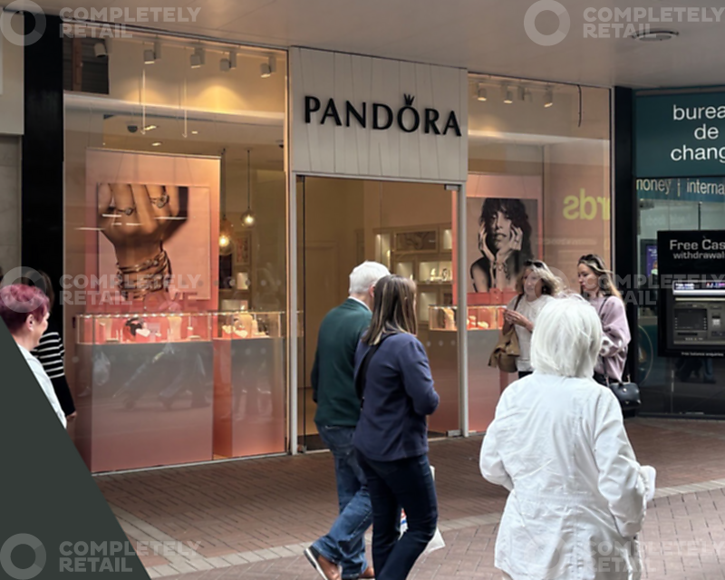 13 South Walk, Cwmbran Shopping Centre, Cwmbran - Picture 2026-01-23-10-42-07