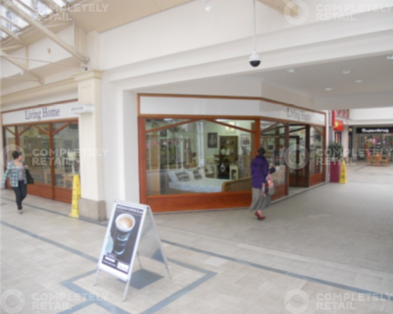 Unit 16, Westmorland Shopping Centre - Picture 1