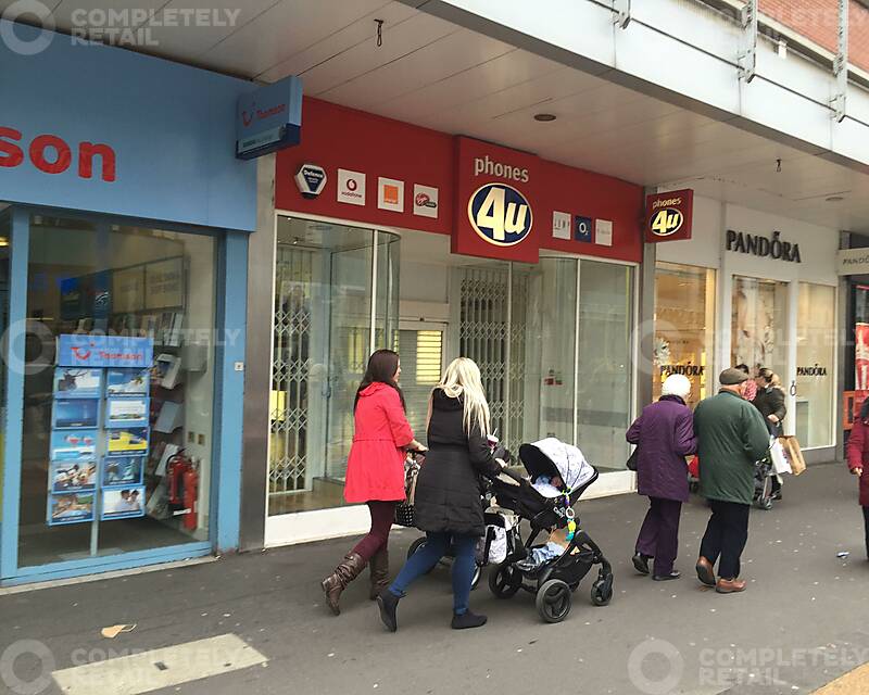 Unit 3, Haymarket Shopping Centre - Picture 1