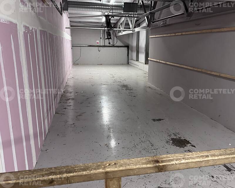 Unit 1, Brunel Retail Park, Reading - Picture 2025-10-10-16-01-32