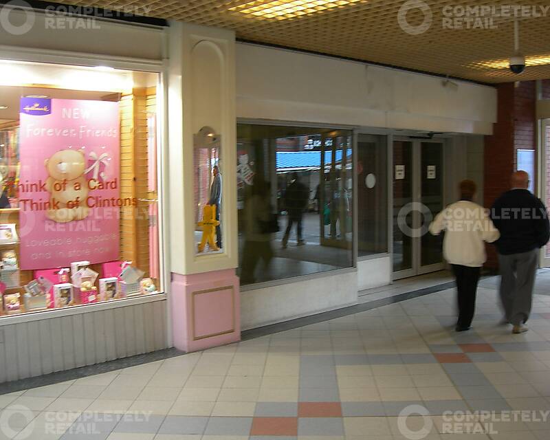 6a Leigh Arcade - Picture 1