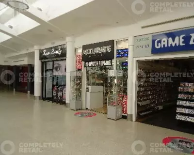 B7, The Mall Wood Green