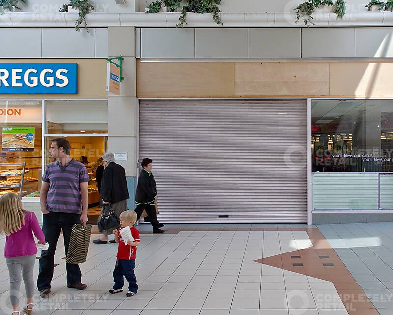 Unit 3, St Elli Shopping Centre - Picture 1