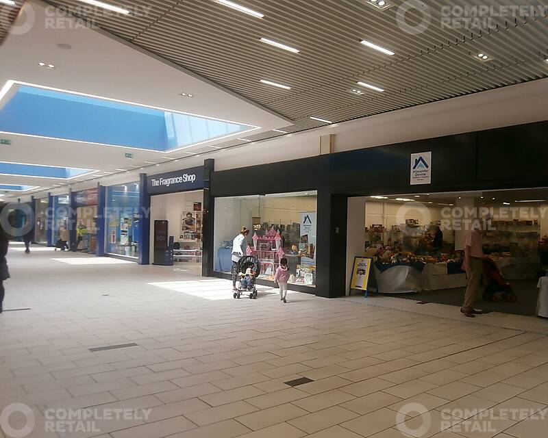 8-12 Kings Walk, Nicholsons Shopping Centre, Maidenhead 