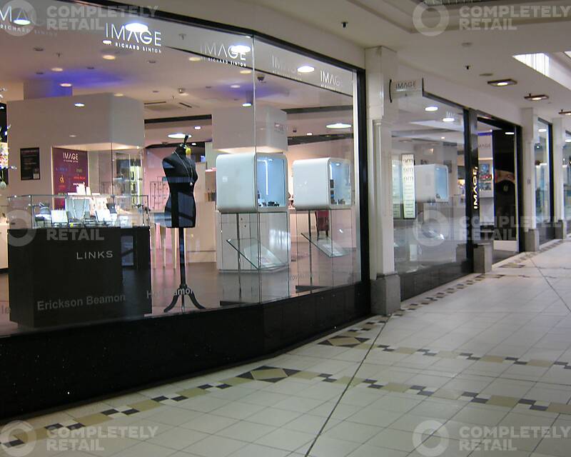 7-8, Eldon Garden Shopping Centre - Picture 1