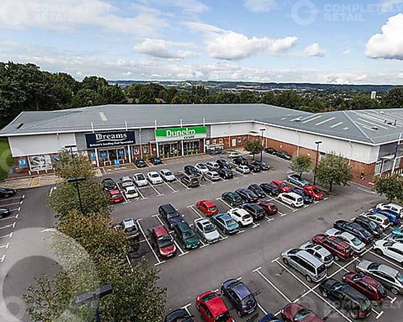 Unit 3, London Road Retail Park - Picture 1