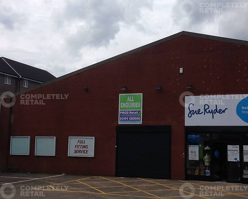 199-203 Farnham Road, Solus unit - Farnham Road - Picture 5