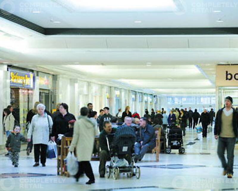 15-17 Teviot Walk, Cumbernauld Shopping Centre - Picture 1