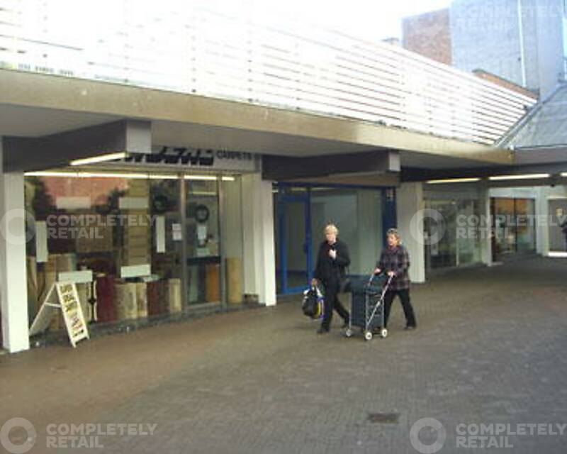Unit 15 Albany Gate, The Kingdom Shopping Centre - Picture 1