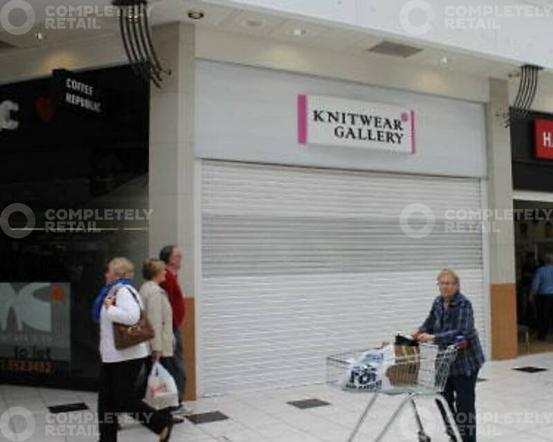 16 Princes Square, East Kilbride Shopping Centre - Picture 1