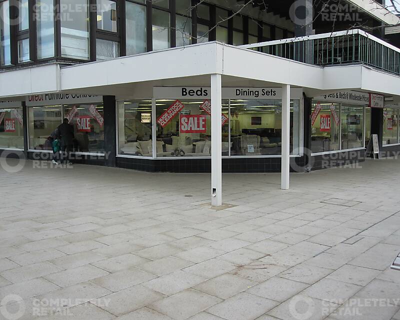 66 Corporation Street, Corby Town Centre - Picture 1