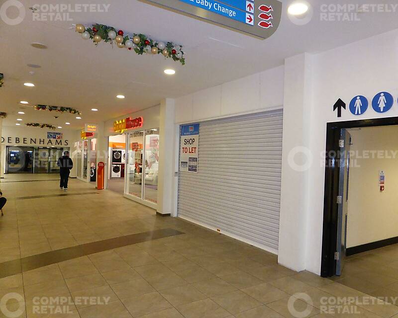 Unit 21, Market Gates Shopping Centre - Picture 2